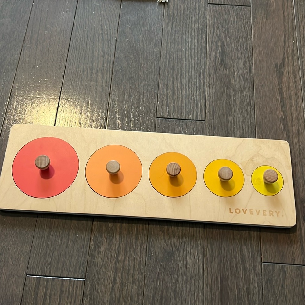 Lovevery Circle Of Friends Puzzle